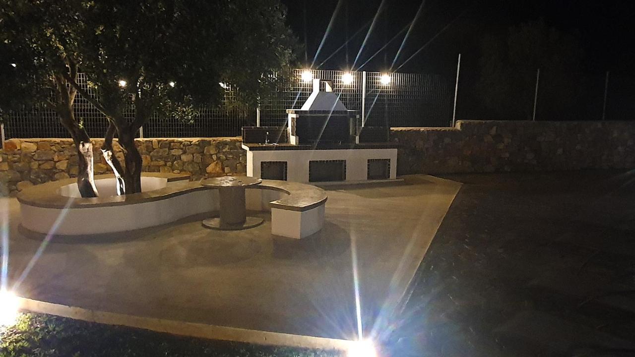 كوتاري Livis Luxury Villa المظهر الخارجي الصورة