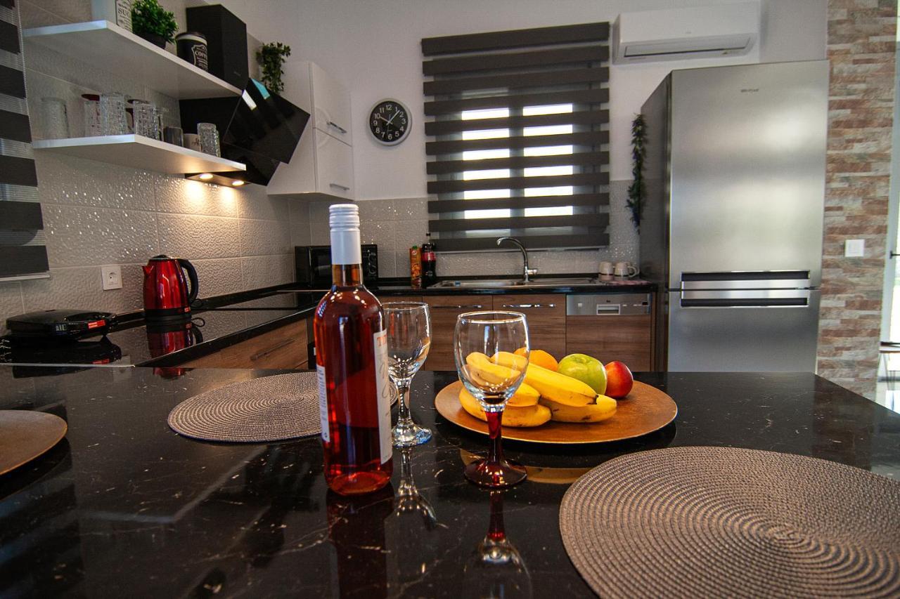 كوتاري Livis Luxury Villa المظهر الخارجي الصورة